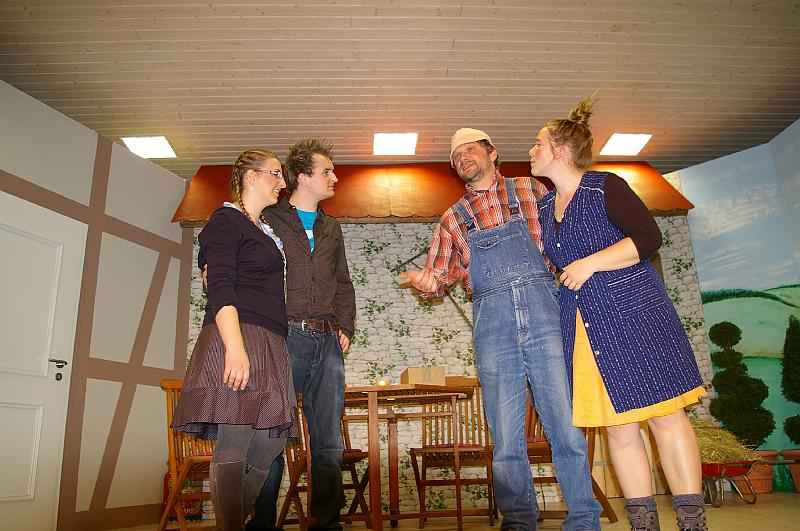 Theater 2010 330 
